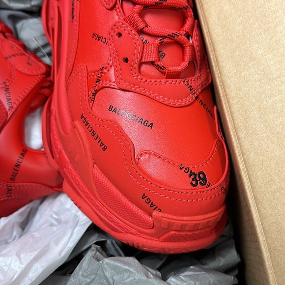 Balenciaga triple S - Picture 7 of 7